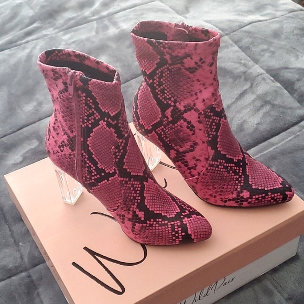 🌟🆕️ Wild Pair Ankle Boots